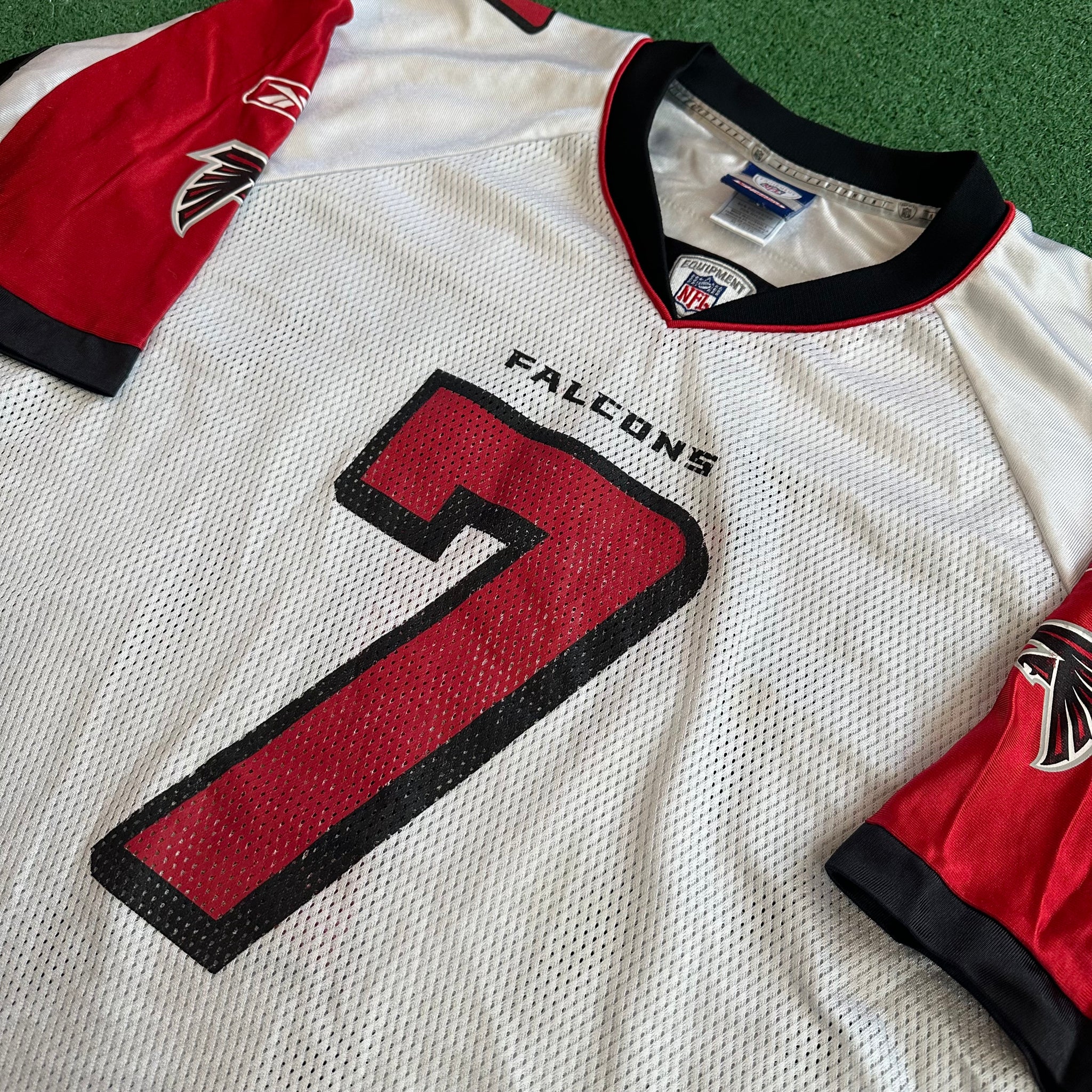 Vintage Reebok Atlanta Falcons #7 Vick NFL Football Jersey (XL)
