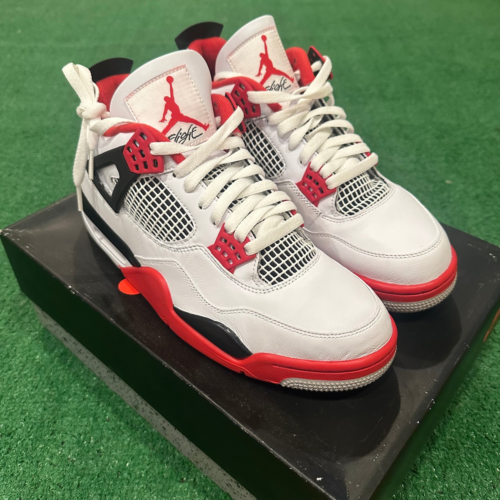 Jordan 4 Retro Fire Red DC7770-160 (2020) (10)