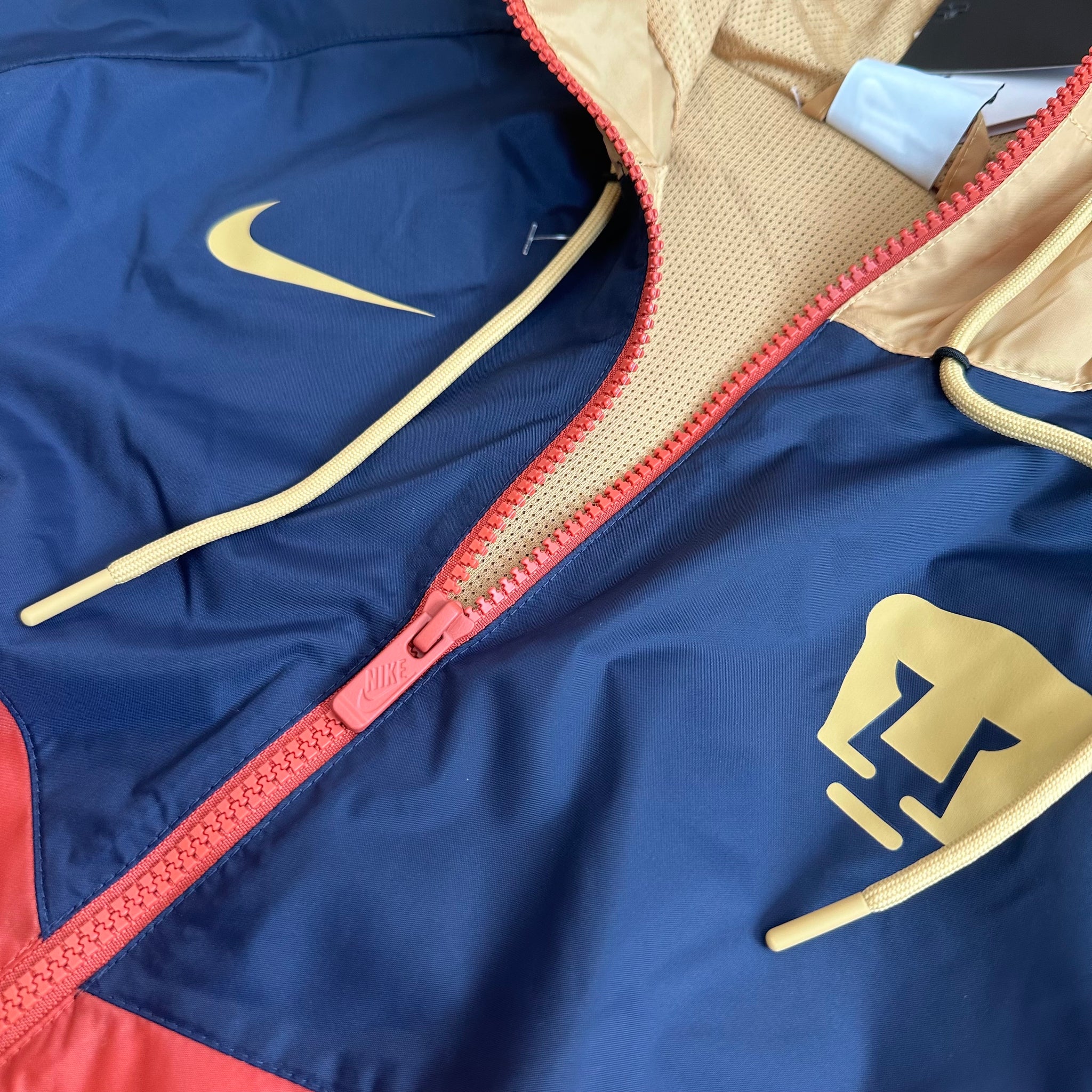 Nike Pumas UNAM 2022/23 Windrunner Jacket DJ5173-895