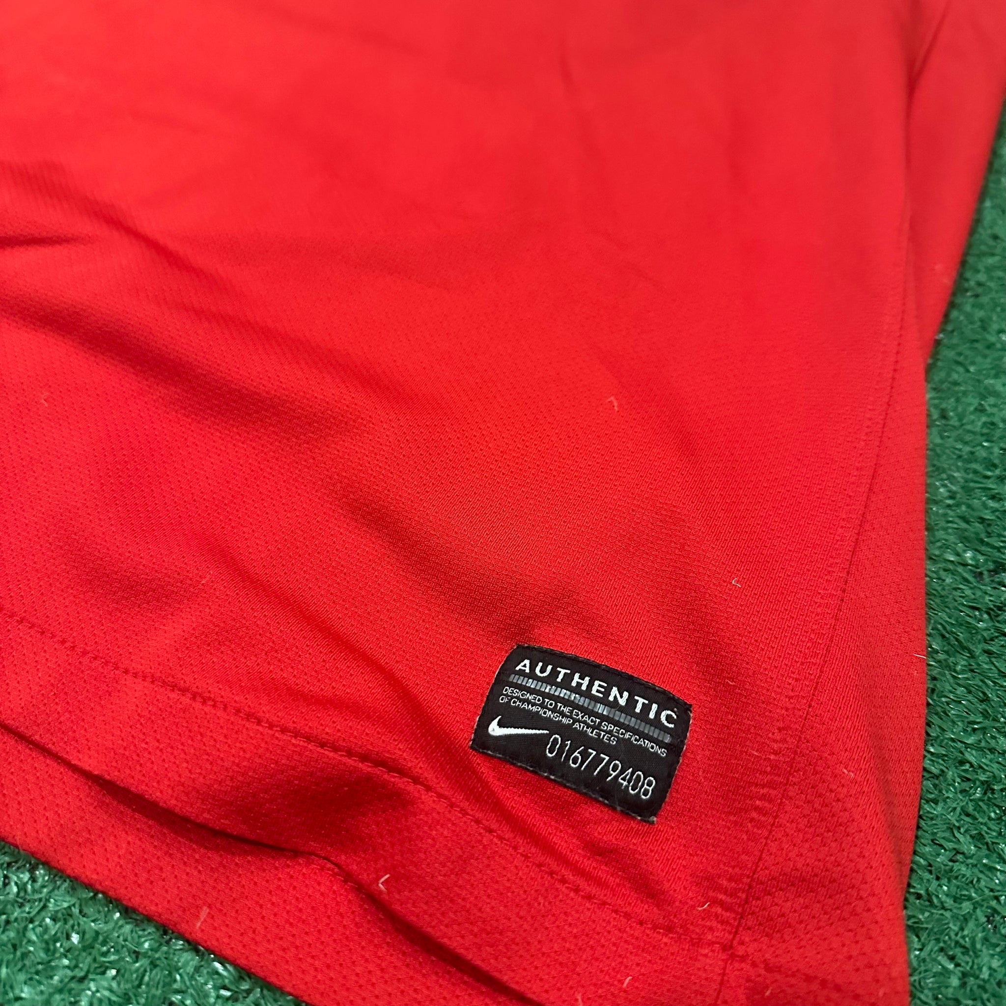 Nike Arsenal FC #19 Wilshere 2011/2012 Home Football Shirt (M)