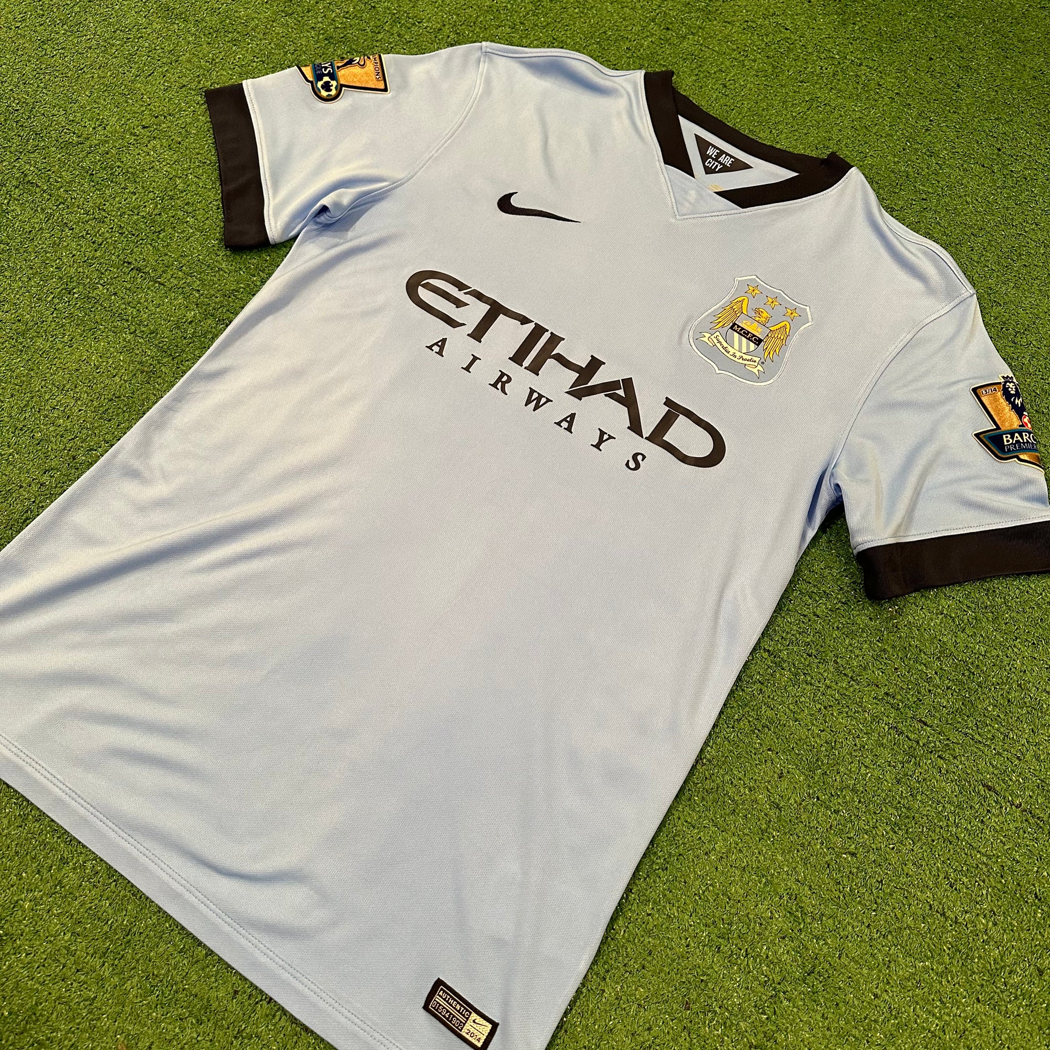 Nike Manchester City #16 Kun Aguero 2014/15 Home Football Kit (M)