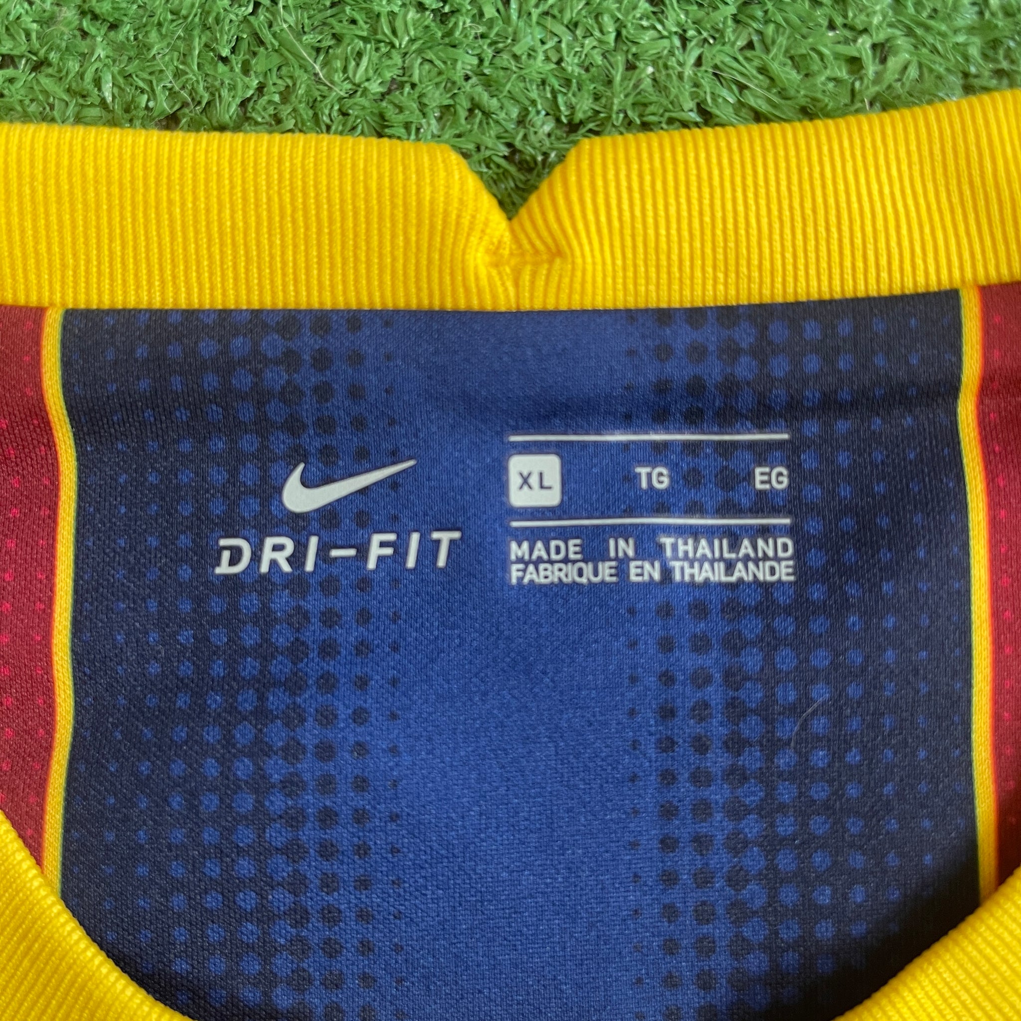 Nike FC Barcelona #10 Messi 2020/21 Home Football Kit (XL)