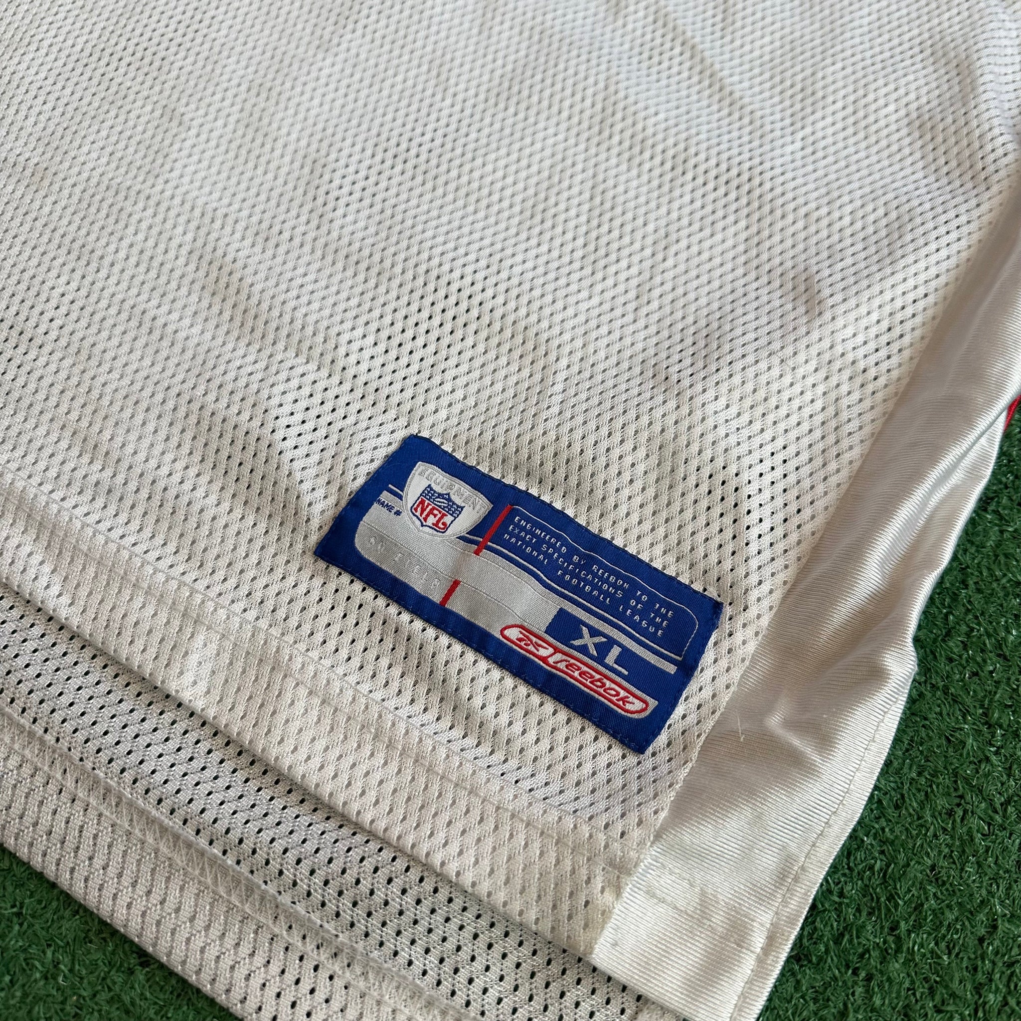 Vintage Reebok Atlanta Falcons #7 Vick NFL Football Jersey (XL)