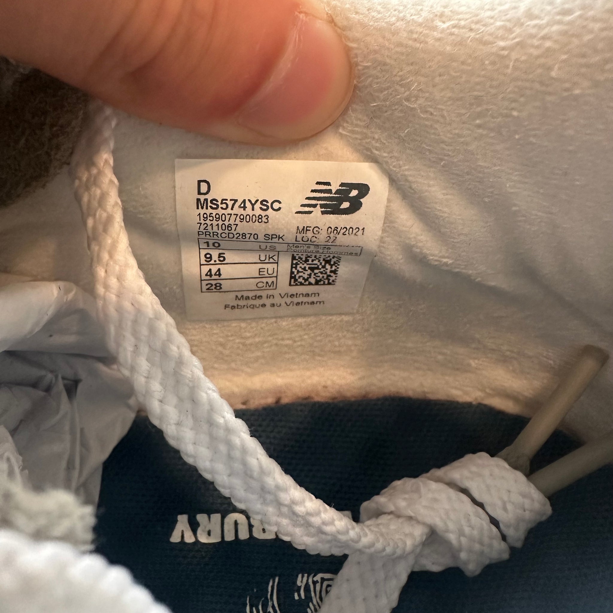 New Balance 574 YURT Salehe Bembury Shark Skin (10)