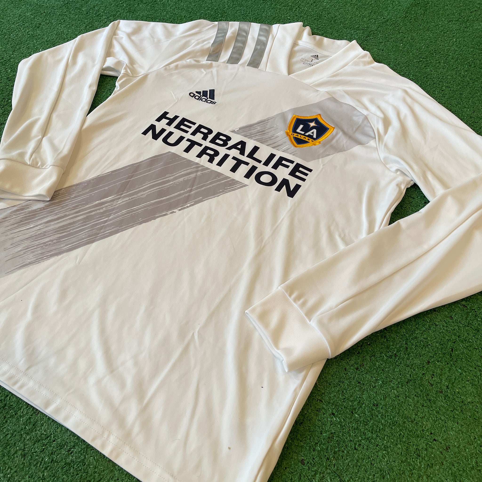 Adidas LA Galaxy #14 Chicharito 2020 Home Football Kit (L)