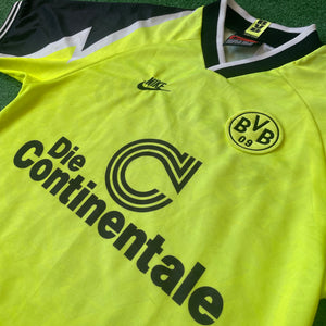 Vintage Nike Borussia Dortmund #9 Chapuisat 1995/96 Home Football Kit (M)