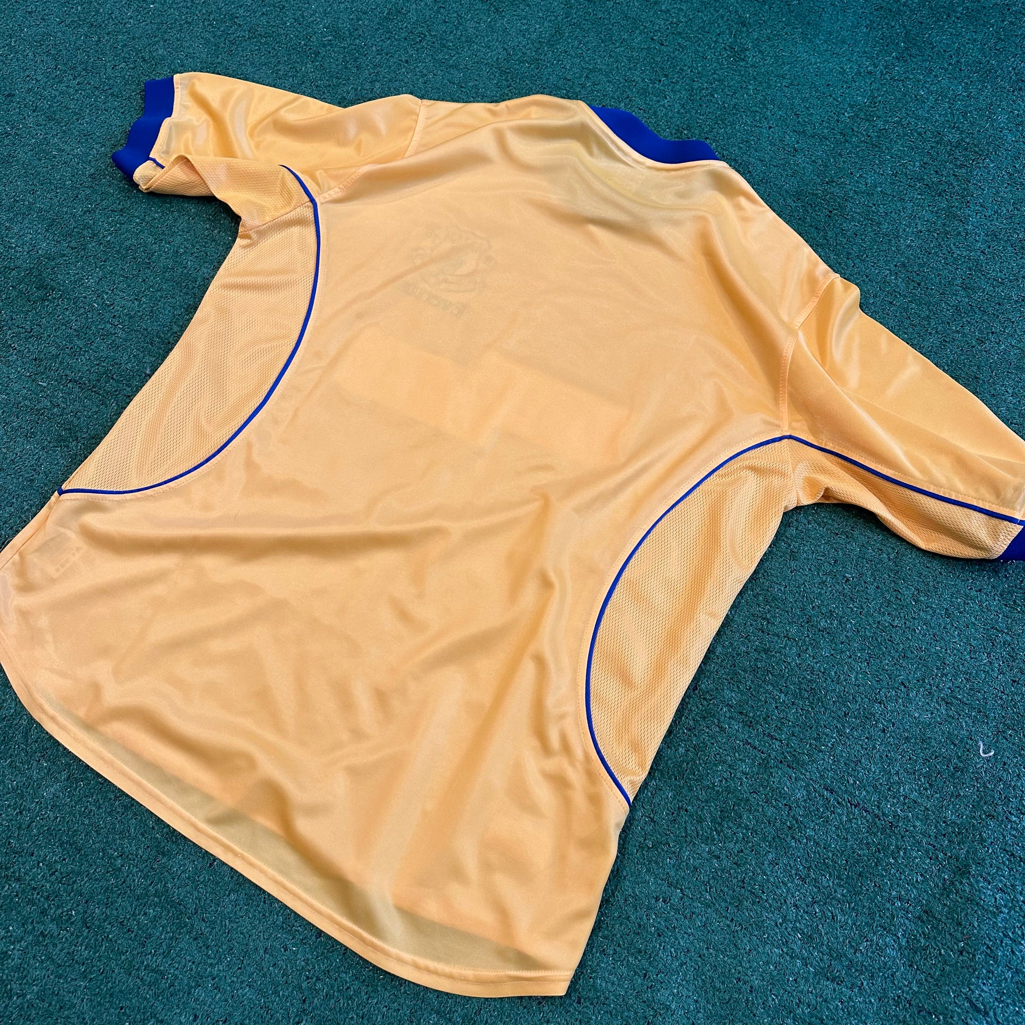 Vintage Puma Everton FC 2000/01 Away Football Kit (L)