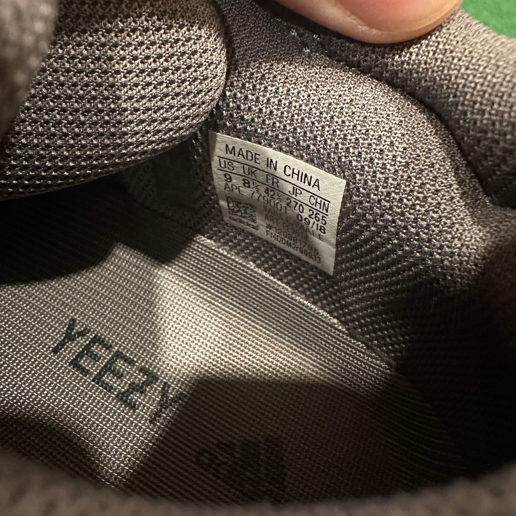 adidas Yeezy Boost 700 Mauve EE9614 (9)