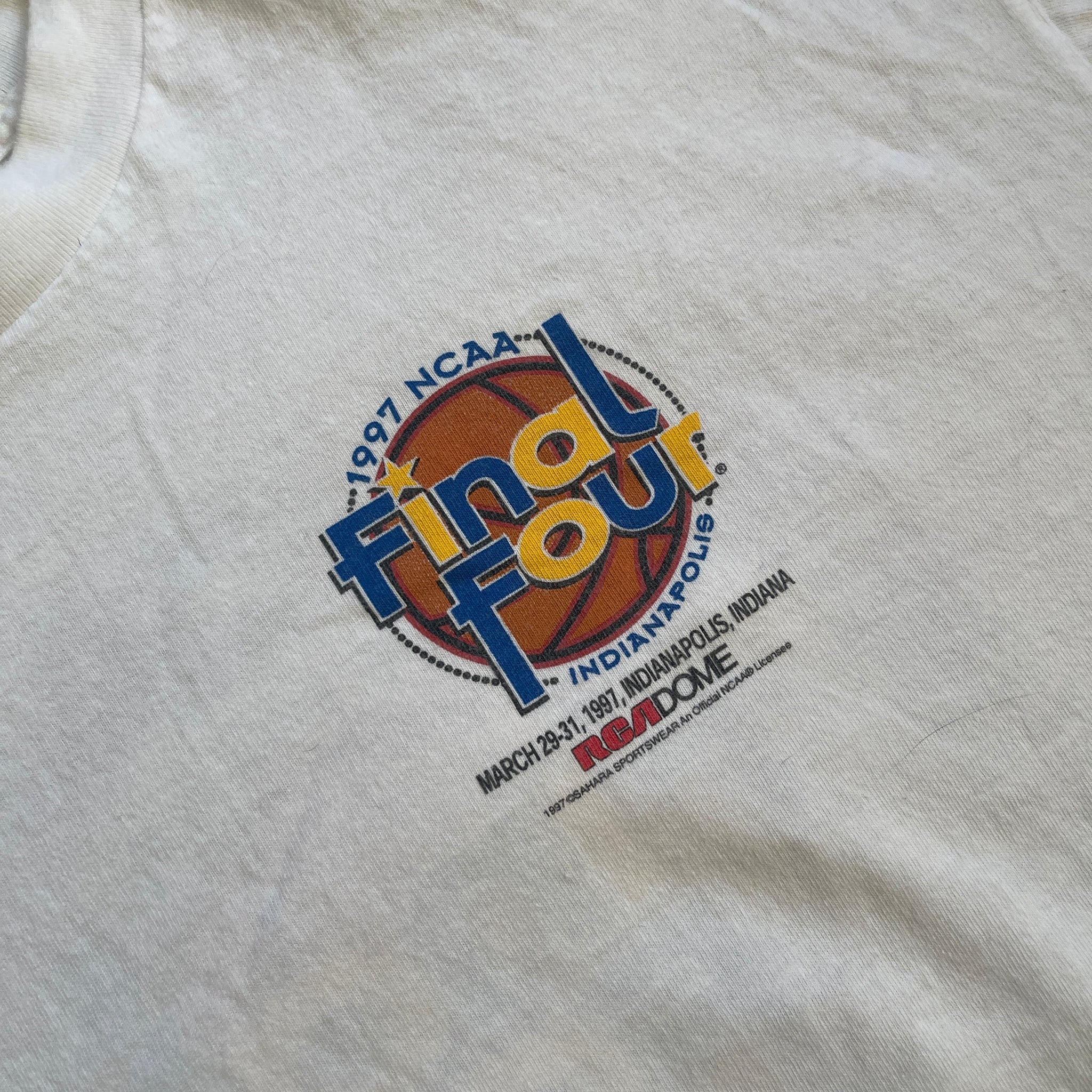 Vintage Sahara 1997 NCAA Final Four Graphic Long Sleeve T-Shirt (XL)