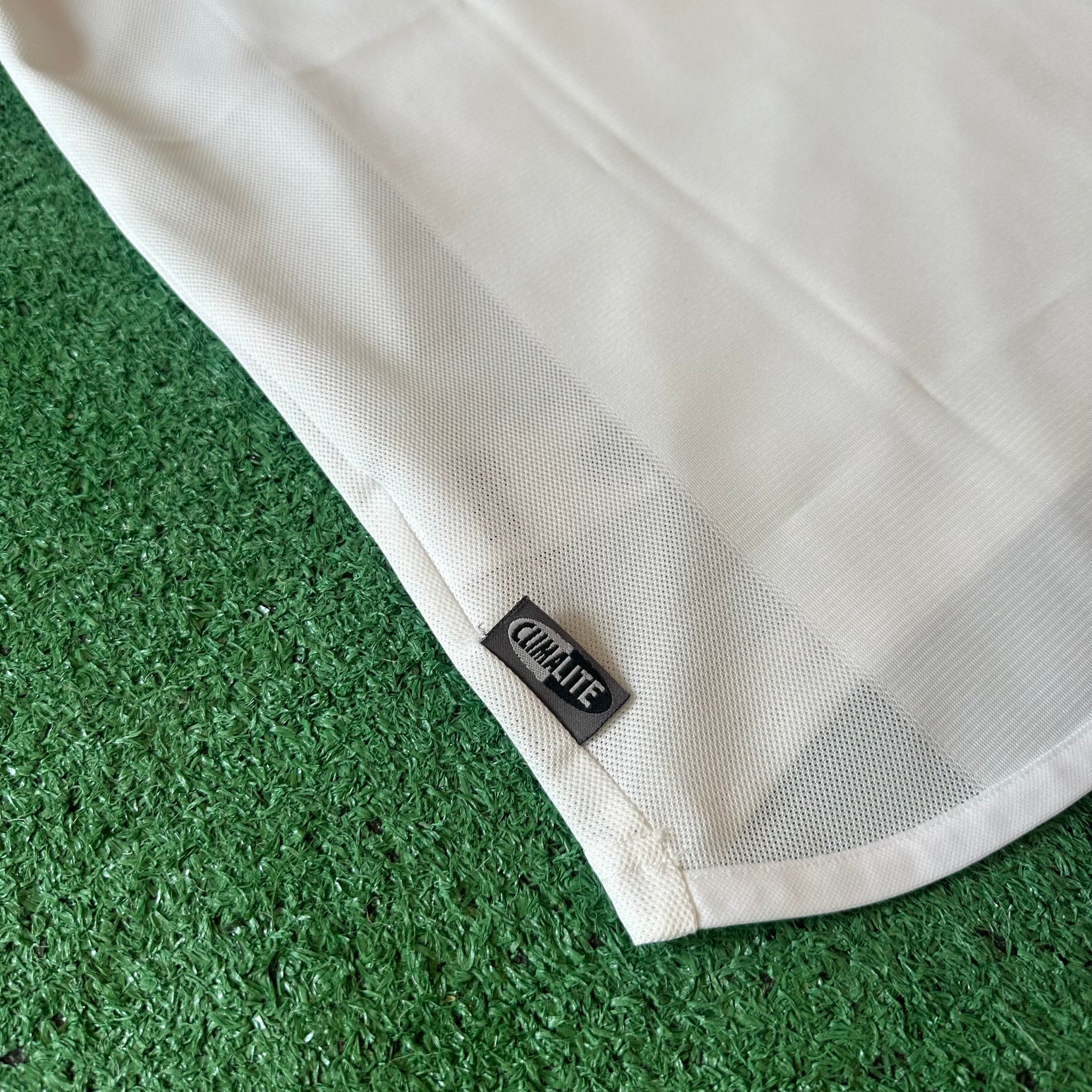 Vintage Real Madrid #5 Zidane 2003/2004 Home Football Kit (M)