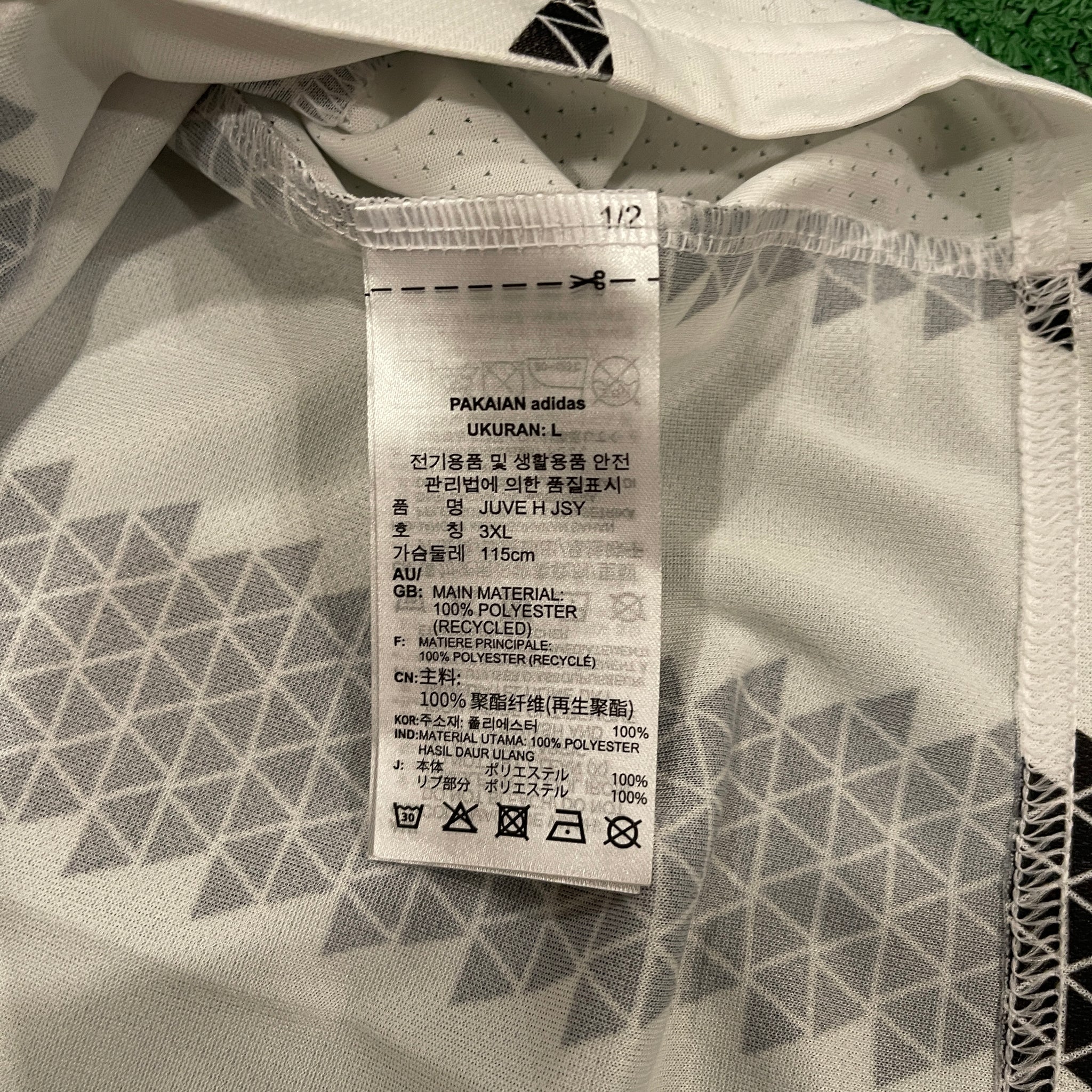 Adidas Juventus FC #22 Di Maria 2022/23 Home Football Kit (L)