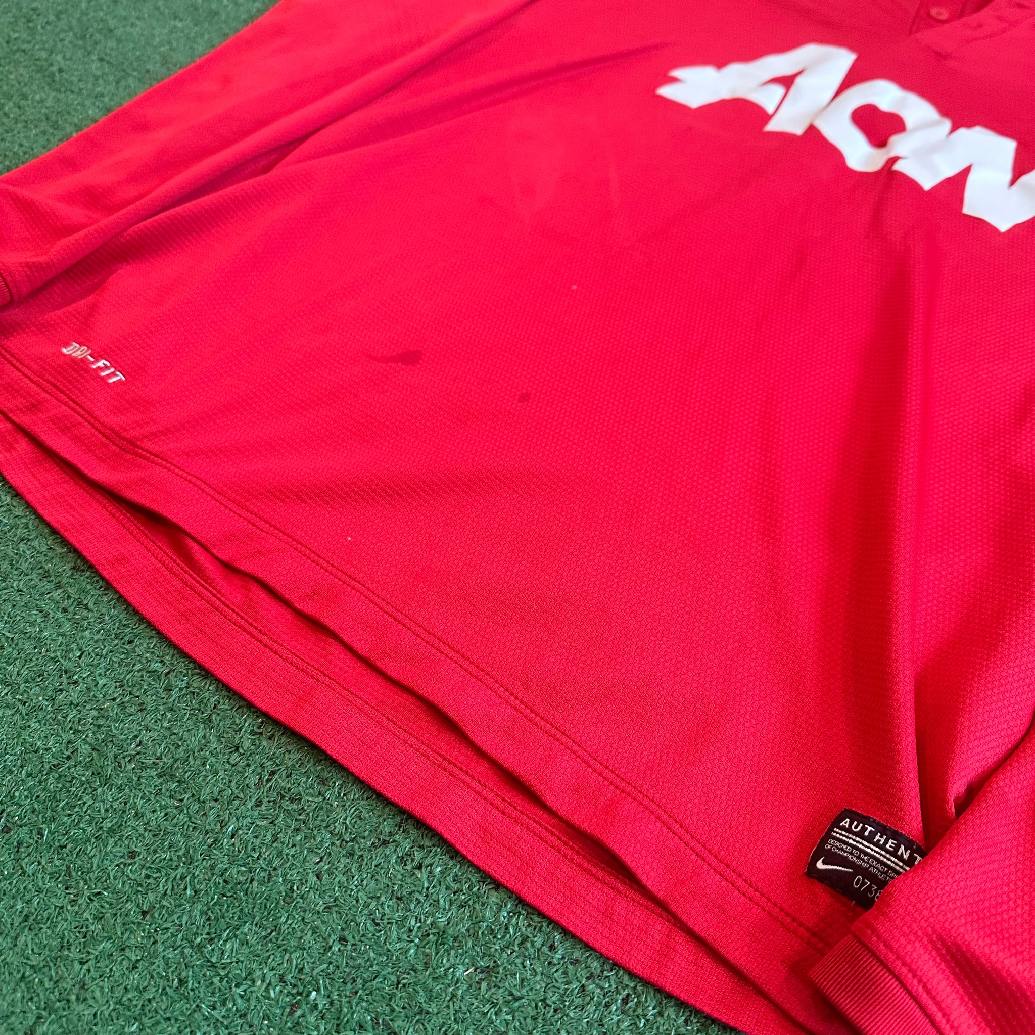 Nike Manchester United 2013/14 Long-Sleeve Home Football Kit (M)