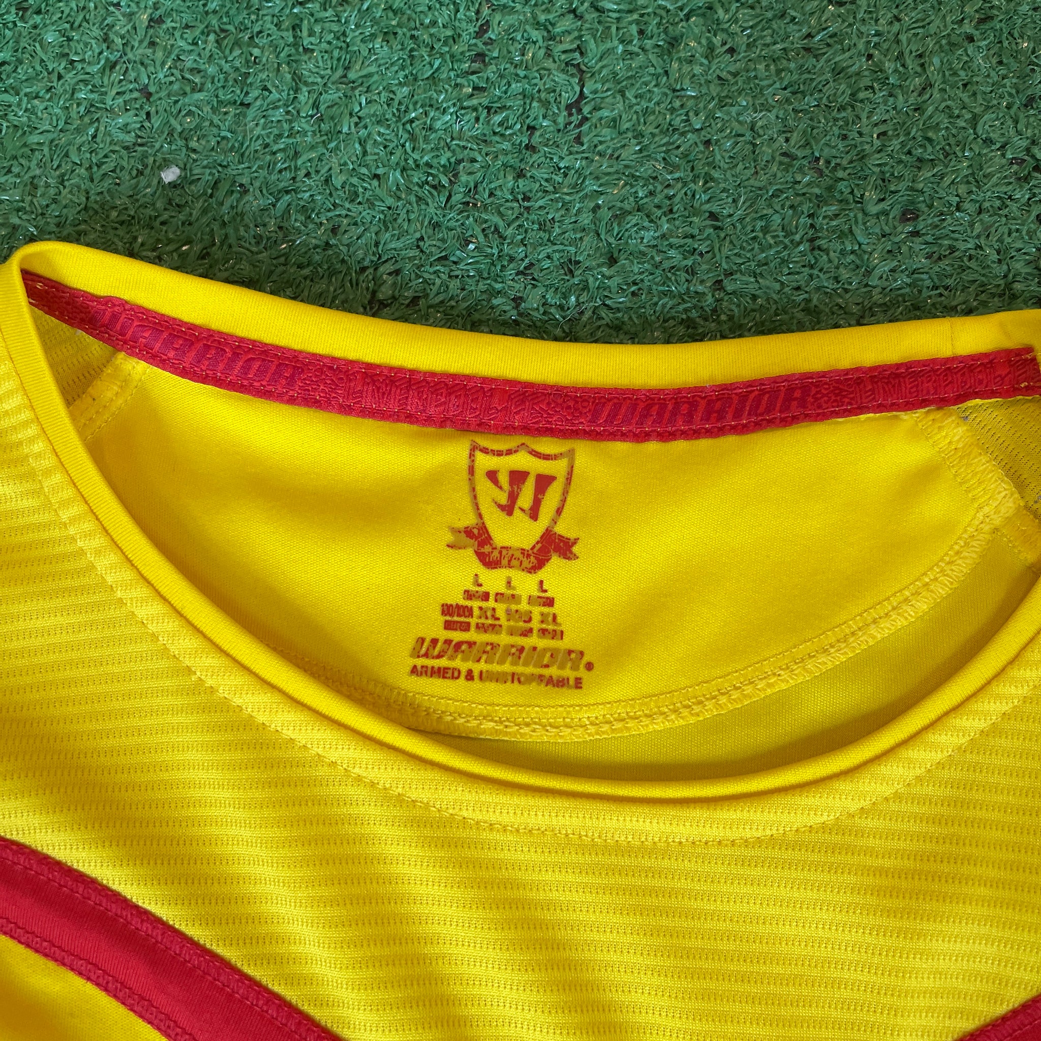 Warrior Liverpool FC #10 Coutinho 2014/15 Away Football Kit (L)