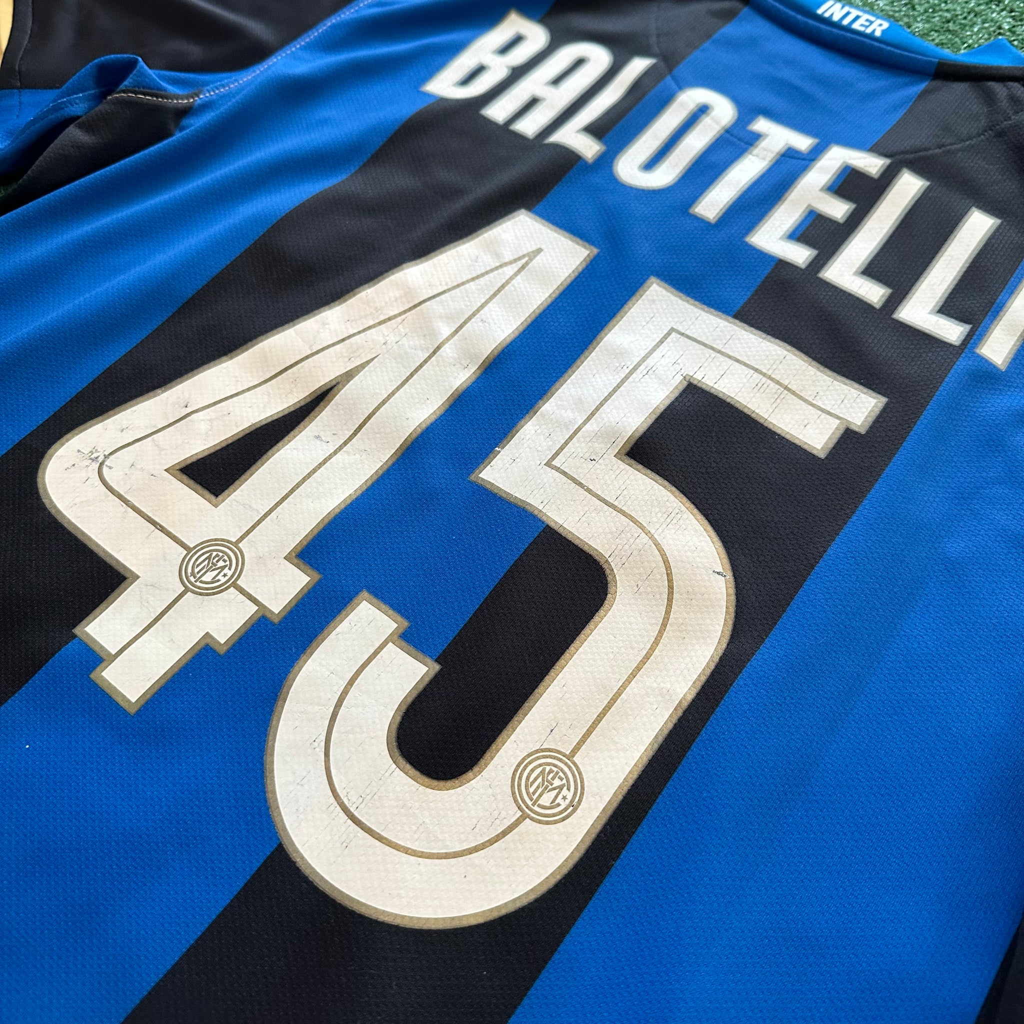 Balotelli inter best sale milan jersey