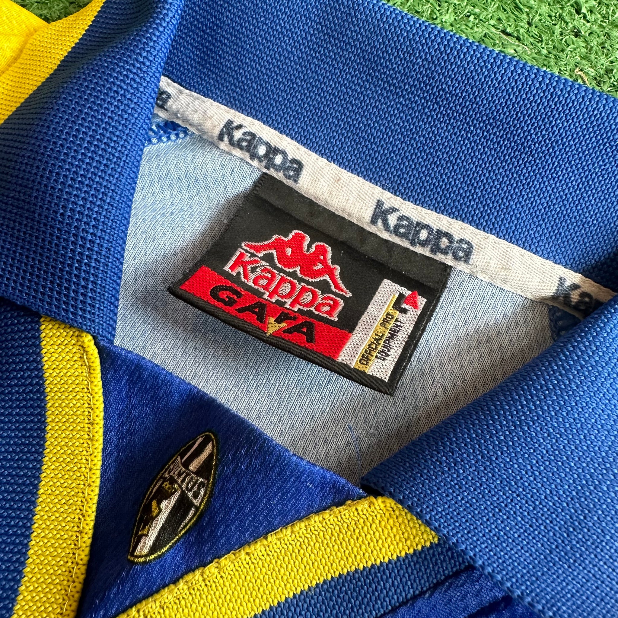 Vintage Kappa Juventus FC 1996/97 Away Football Kit (L)