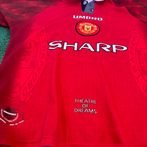 Vintage Umbro Manchester United #7 Cantona 1996/98 Home Soccer Jersey (M)