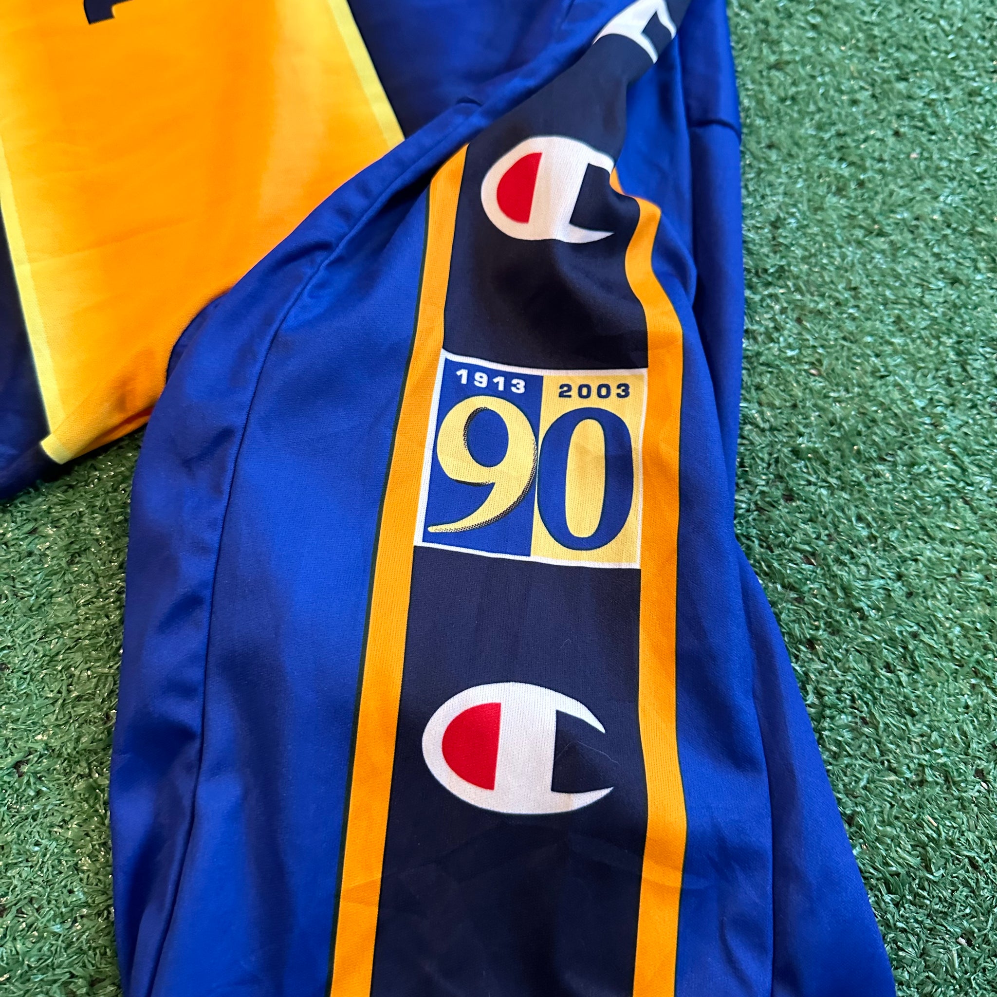 Vintage Champion Parma AC 2002/03 Special Edition Long Sleeve Home Jersey (XL)