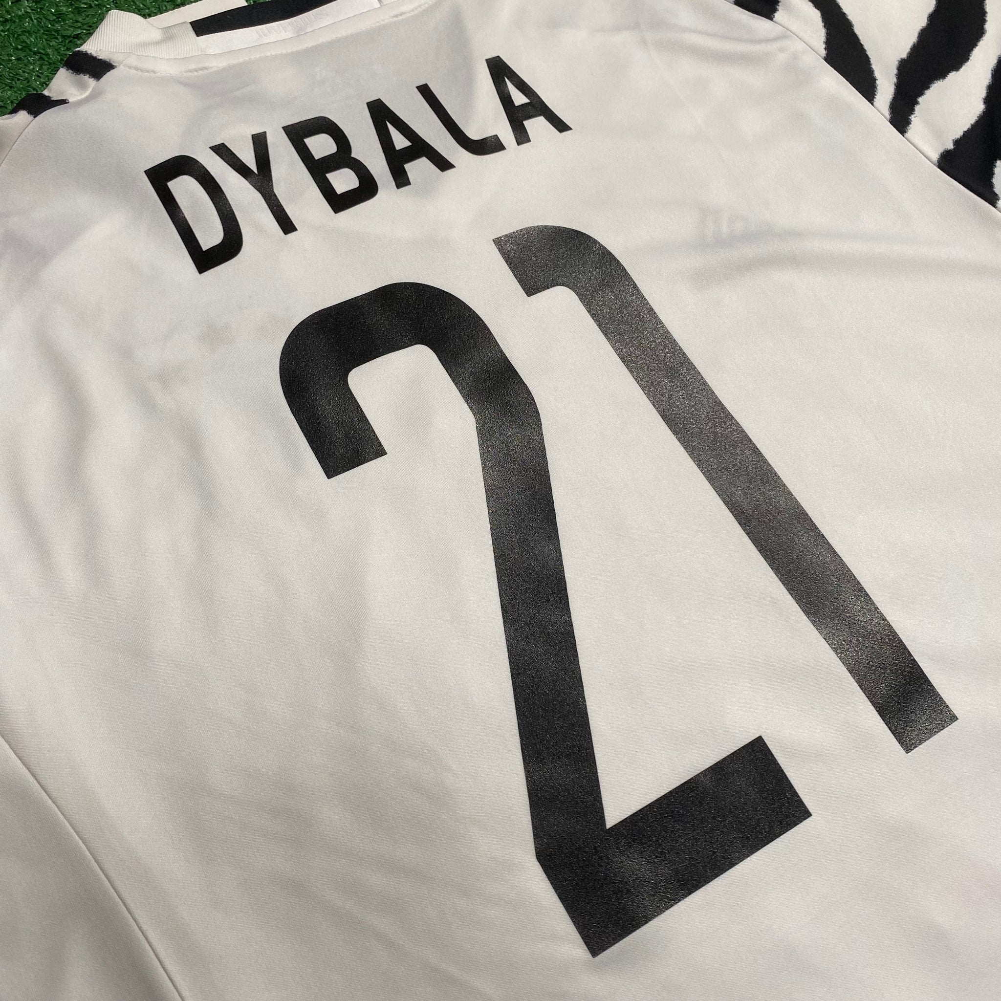 Adidas Juventus #21 Dybala 2016/17 Zebra Third Jersey (L) (BNWT)