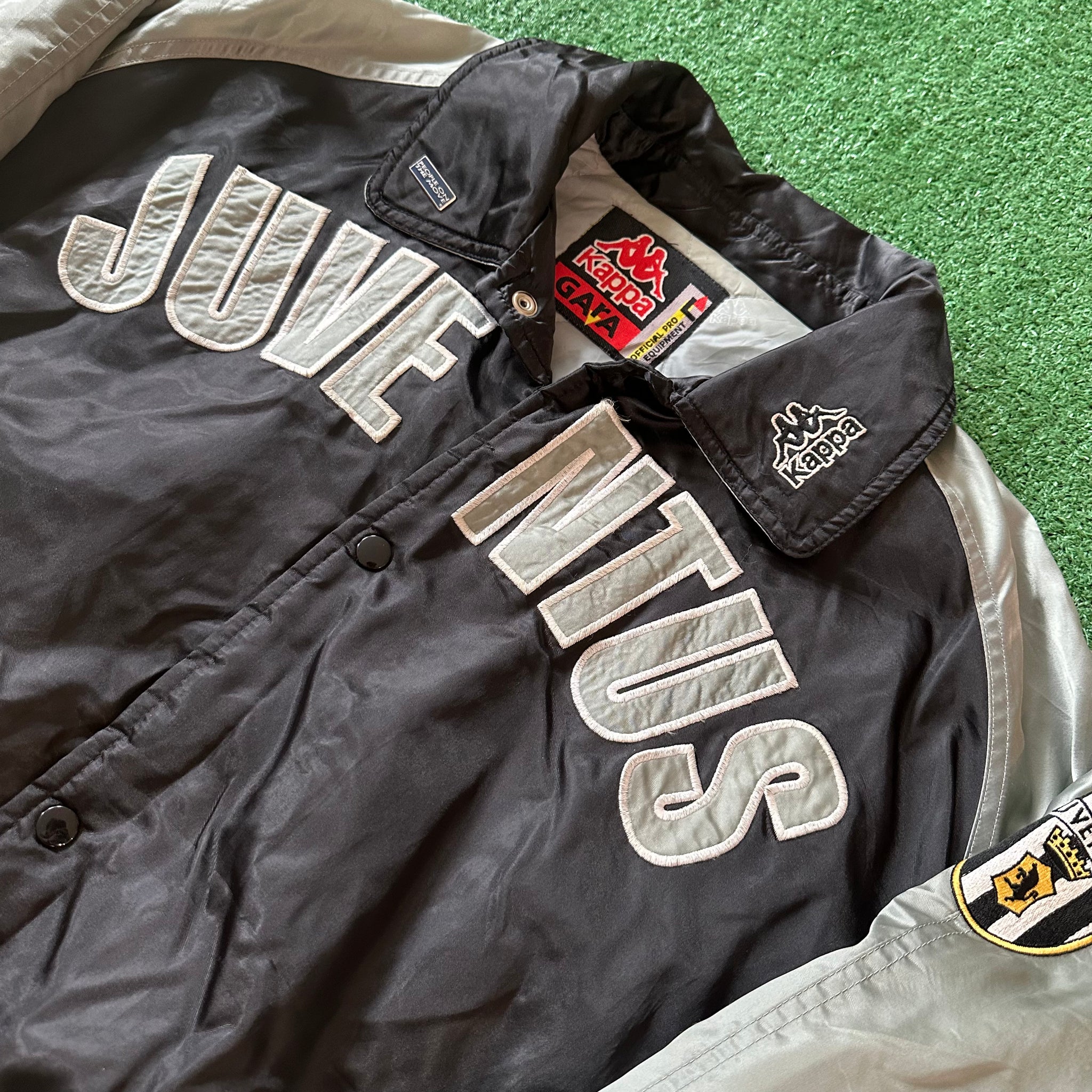 Vintage Kappa Juventus 90's Bomber Jacket (L)