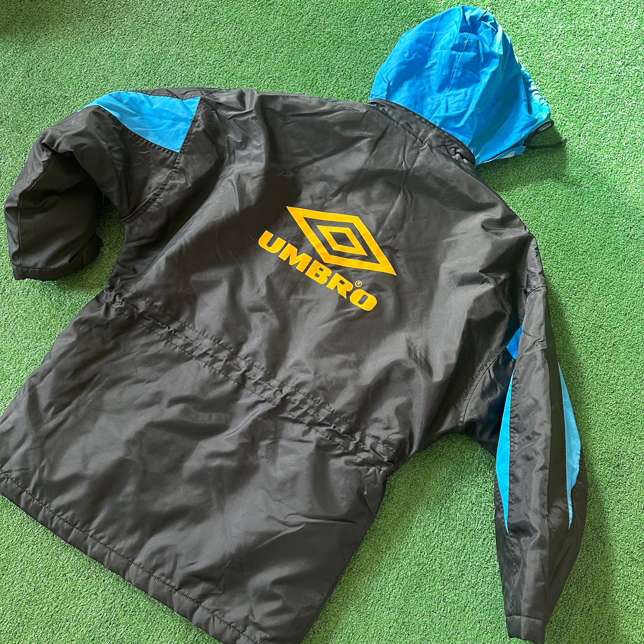 Vintage Umbro Inter Milan 90s Knee-Length Puffer Coat Jacket (M)