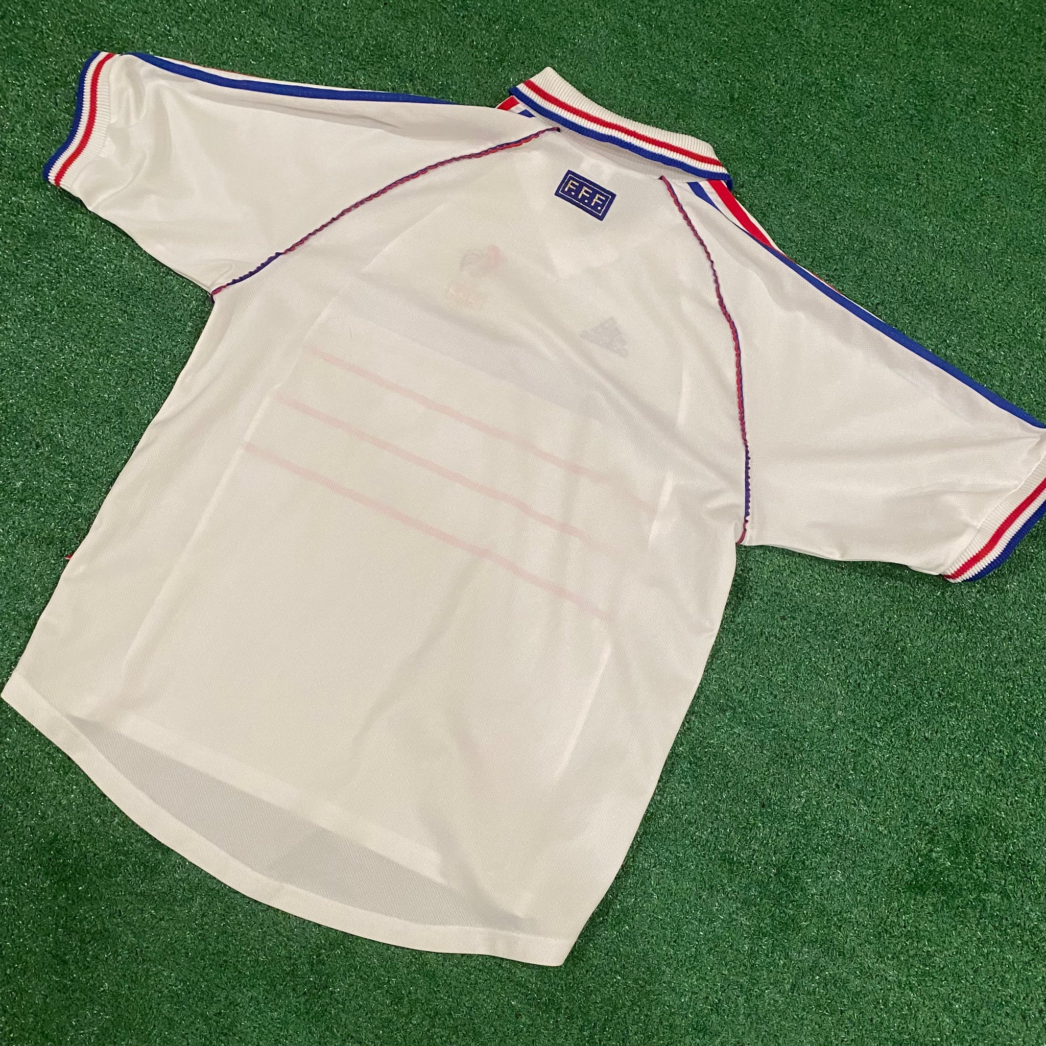 Vintage Adidas France 1998 World Cup Away Soccer Jersey (L)