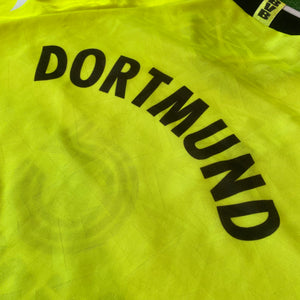 Vintage Nike Borussia Dortmund 1995/96 Home Soccer Jersey (XL)