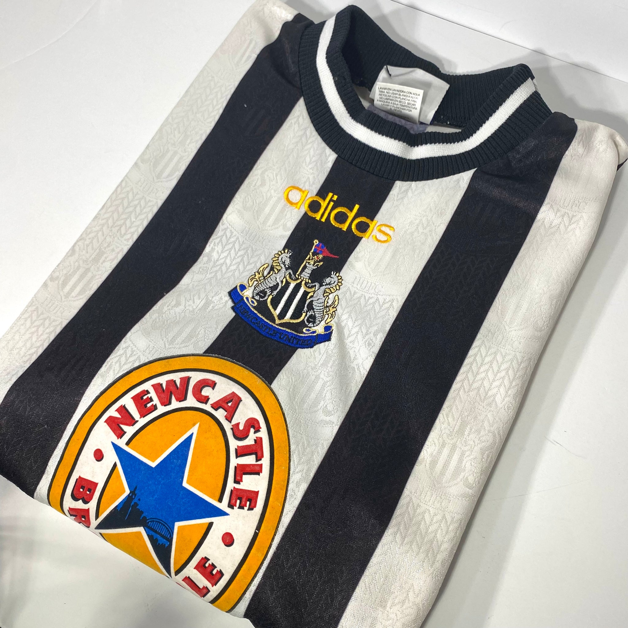 Vintage Adidas Newcastle 97/98 Home Jersey (L)