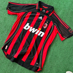 Vintage Adidas AC Milan #22 Kaka 2006/07 Home Soccer Jersey (M)