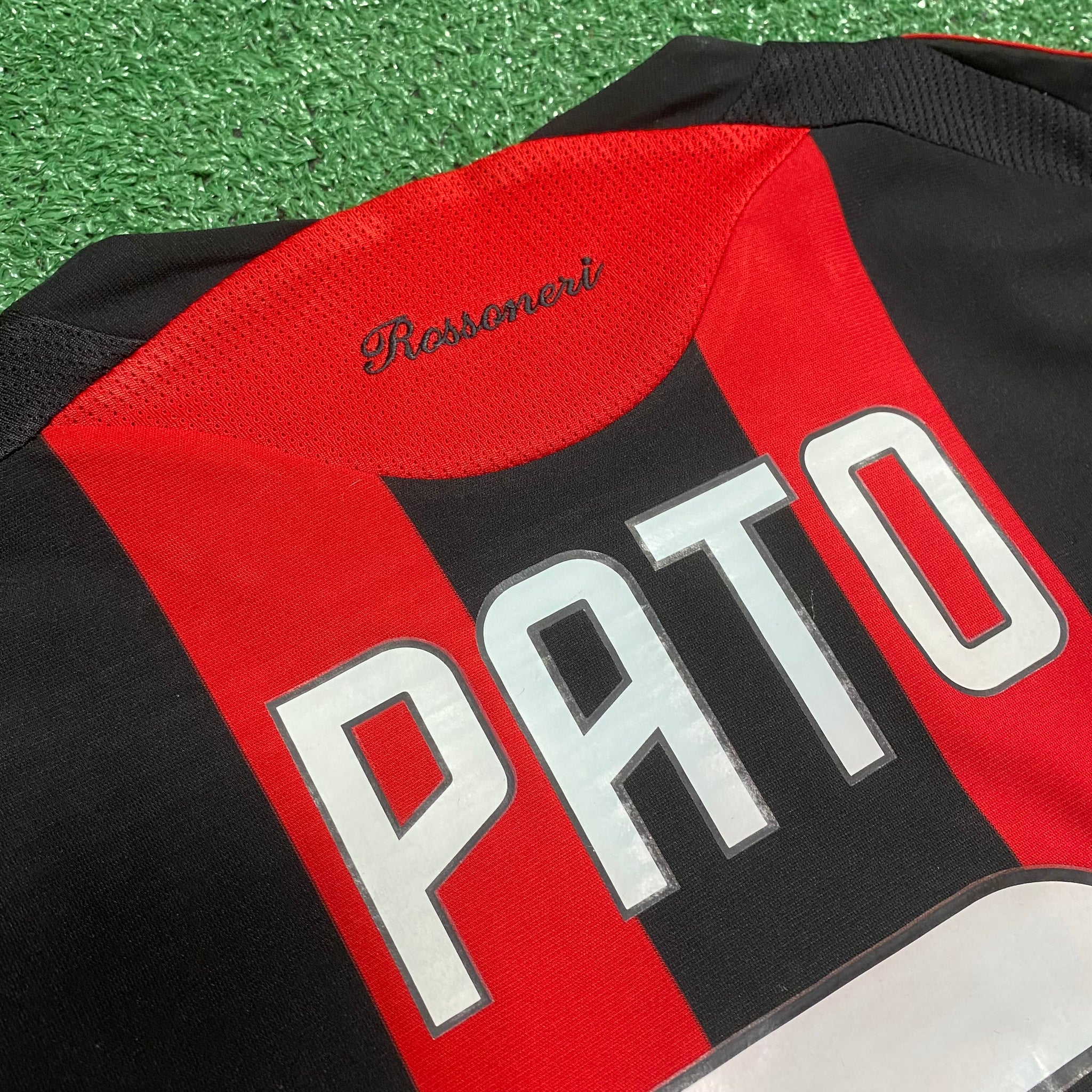 Adidas AC Milan #7 Pato 2008/09 Home Soccer Jersey (M)