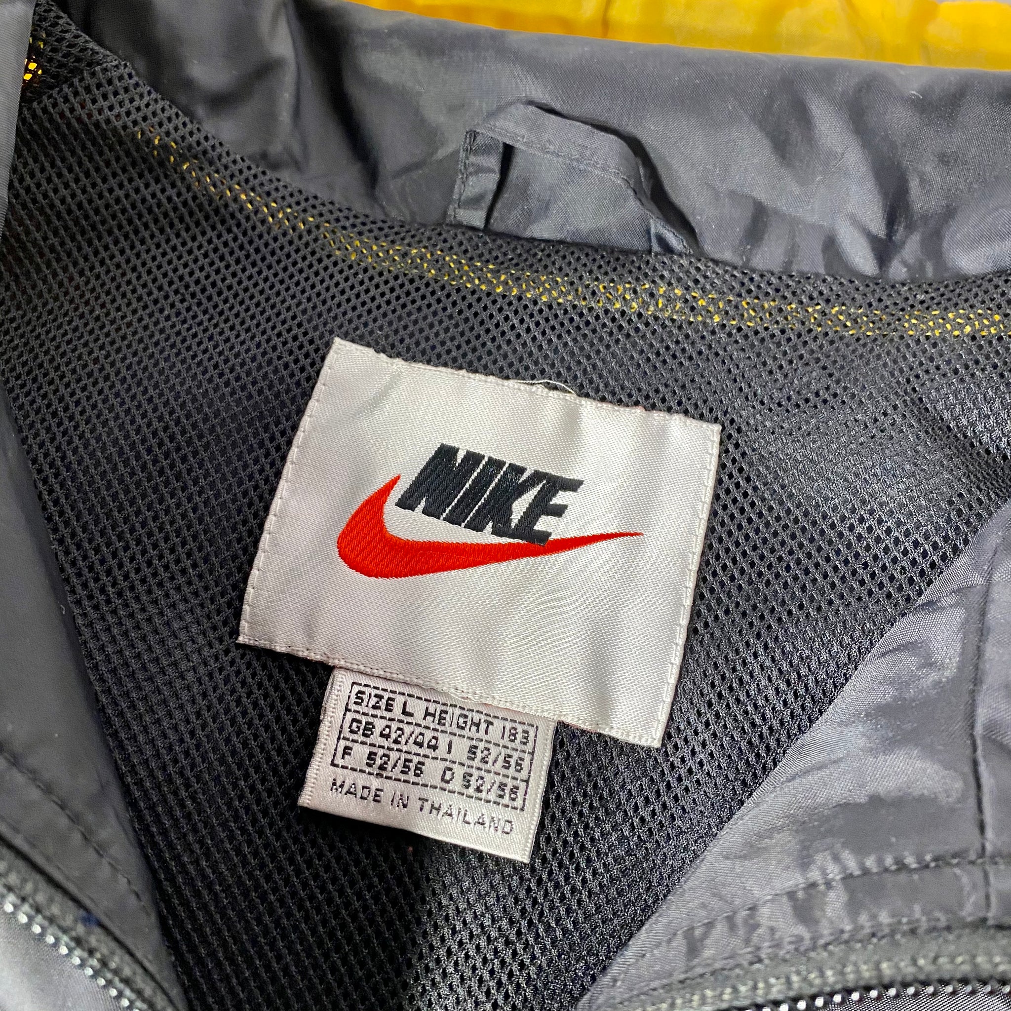 Vintage Nike Dortmund Long-Tail Team Windbreaker Jacket (L)