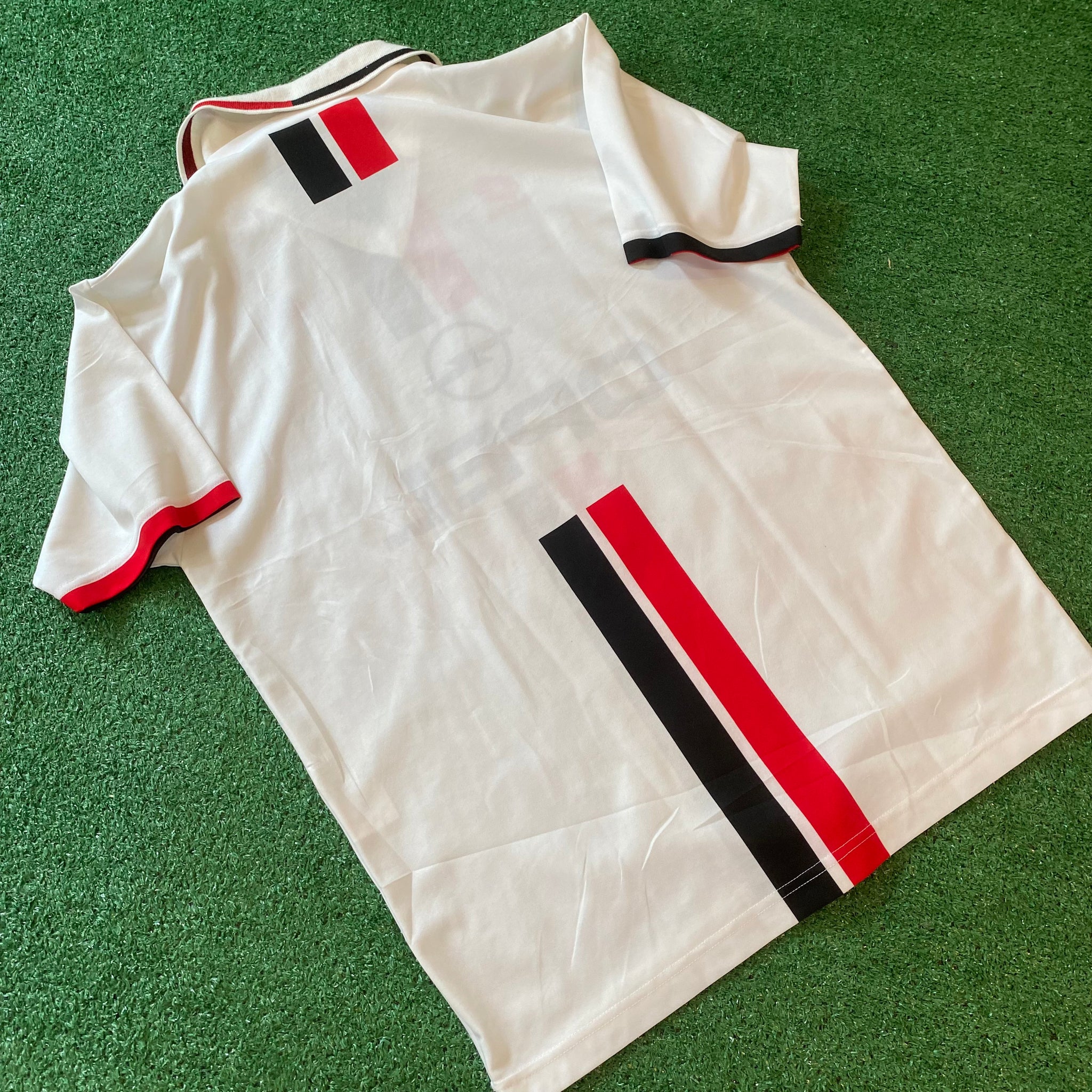 Vintage Lotto AC Milan 1996/97 Away Soccer Jersey (XL)